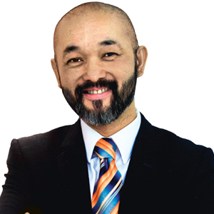 Professor Erwin Loh